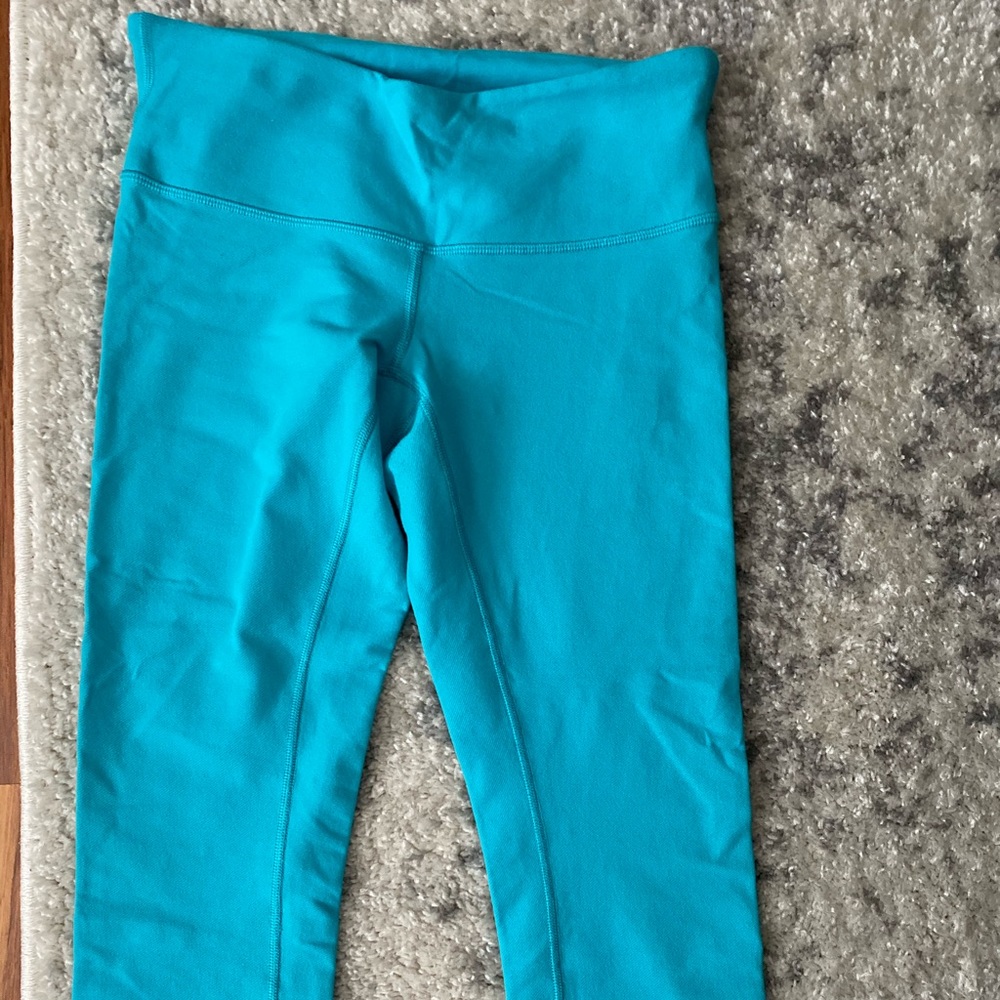 Lululemon wunder under pant size 4